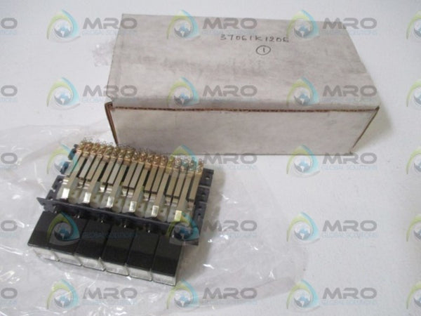 37061K1206 PUSHBUTTONS  NSMP