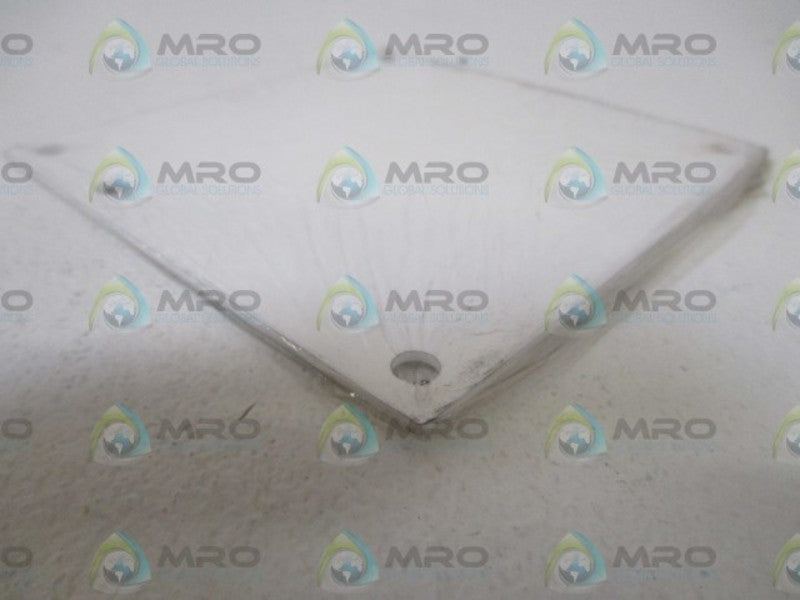 LOT OF 4 CIRCLE AW AW66P PANEL NSNP