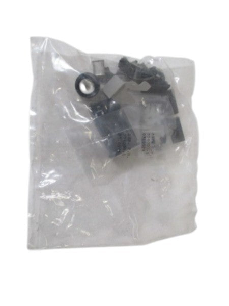 LOT OF 8 AMP. P.N. 554000-1 CONNECTOR KIT NSNP IN A FACTORY BAG