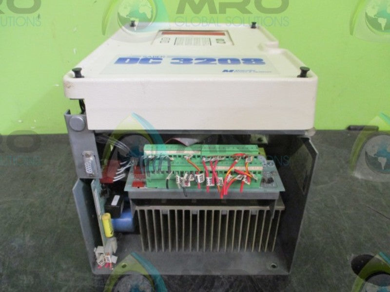 MAGNETEK 53SJD210-0001 DC DRIVE 3208  UNMP