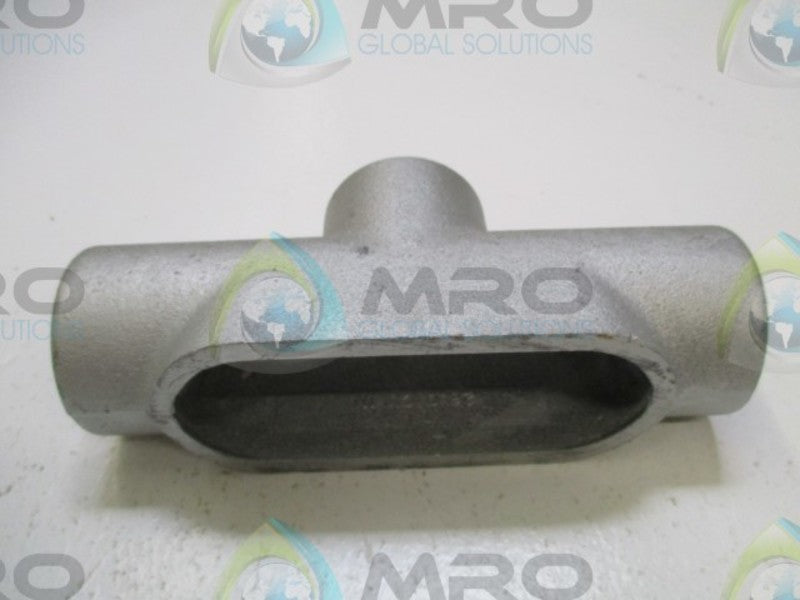 CROUSE-HINDS CONDULET TB57 CONDUIT OUTLET BODY 1-1/2" (PKG OF 2)  NSMP
