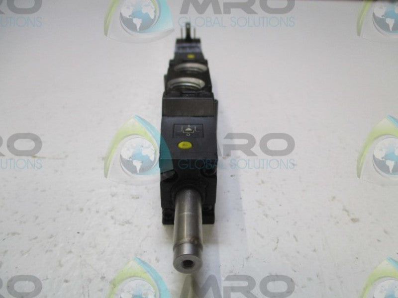 NORGREN V14R51IA-B300A SOLENOID VALVE (AS PICTURED) UNMP