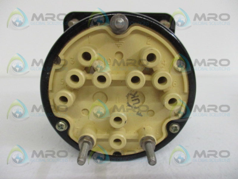 CROMPTON 07708VAPZWDCLS VOLT METER  NSMP