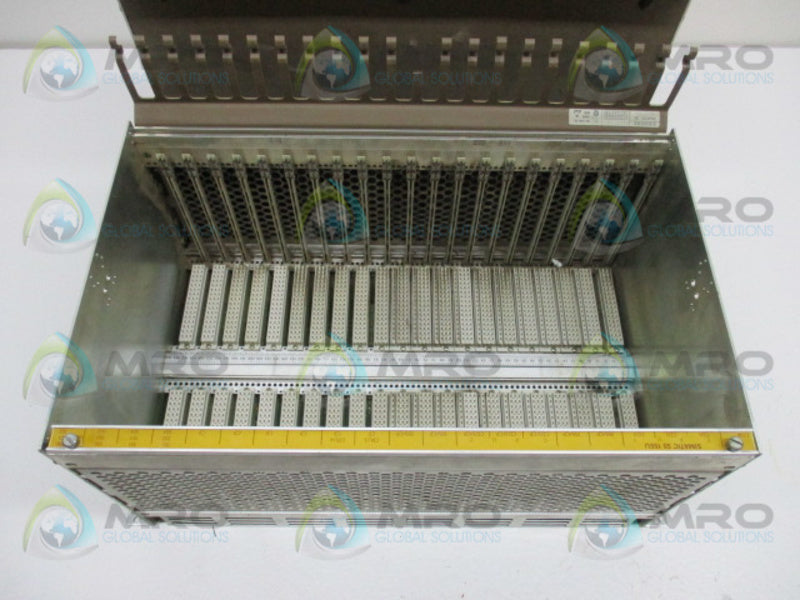 SIEMENS SIMATIC S5 6ES5155-3UA11 RACK  UNMP
