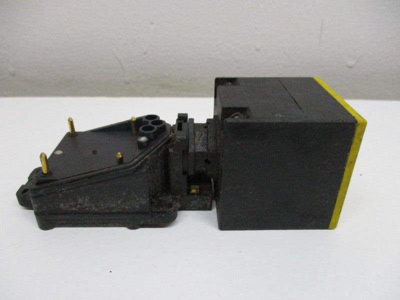 TURCK NI20-CP40-FZ3X2/S110 (AS PICTURED)  UNMP