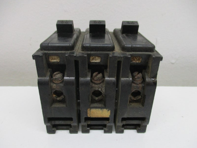 ITE EQ-P330 30A UNMP
