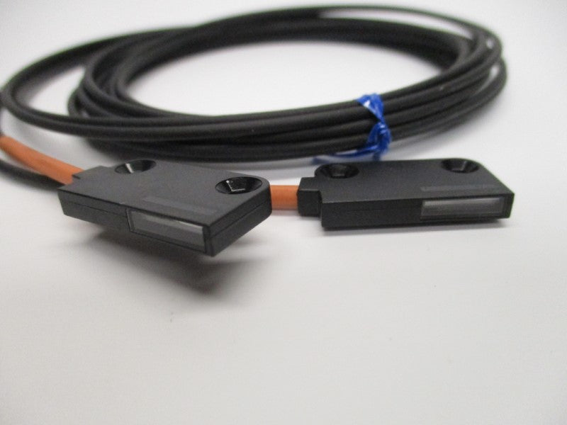 OMRON E32-T16PR 2M NSMP