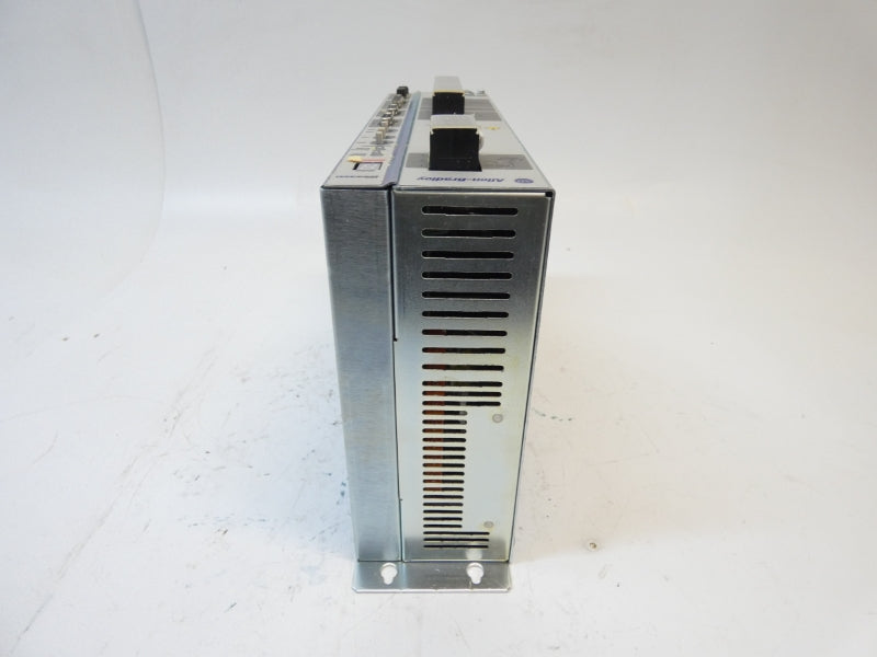 ALLEN BRADLEY 2098-DSD-030-SE SER. B F/W V1.53 120/240VAC 15A/30A NSMP