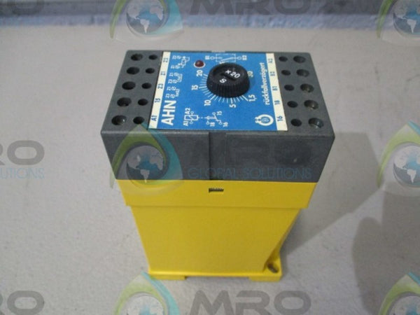 SCHIELE ARN 2 579 00670 TIMER RELAY VDE 0435  NSNP