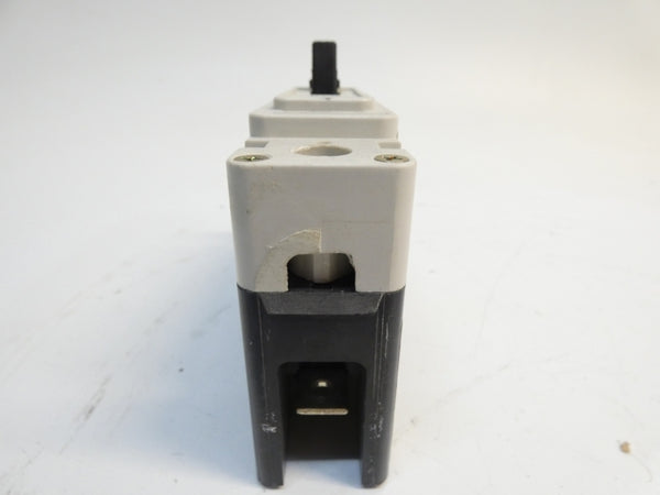 CUTLER-HAMMER EHD1015 277V 15A NSNP