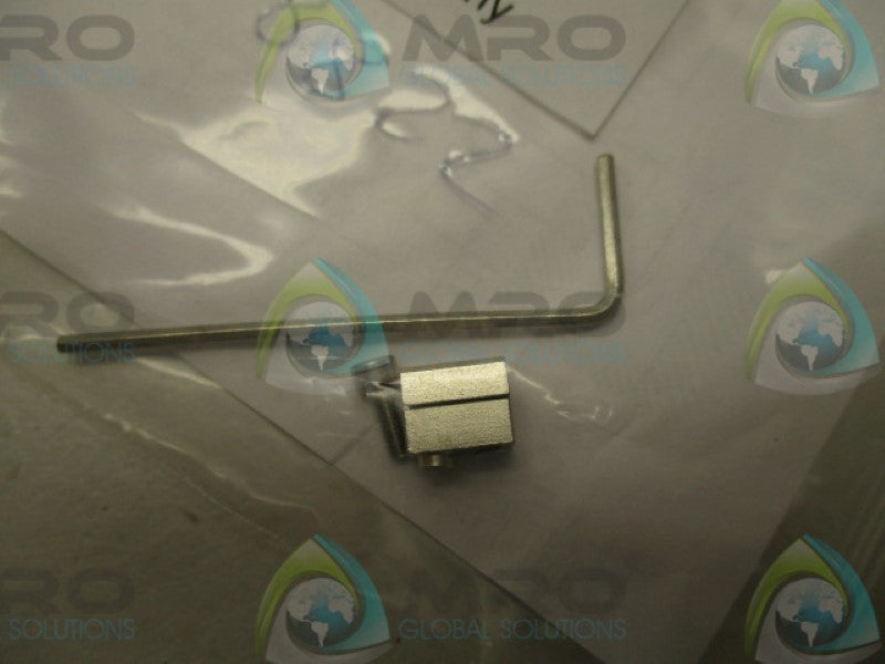 BALLUFF BMF103-HW-43 MOUNTING BRACKET   NSMP