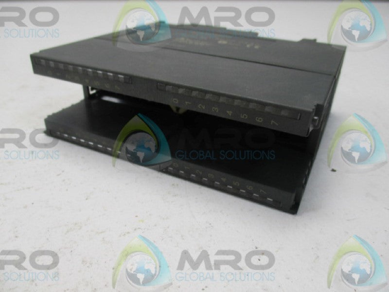 SIEMENS 6ES7321-1BL00-0AA0 DIGITAL INPUT MODULE  (AS PICTURED)  NSNP