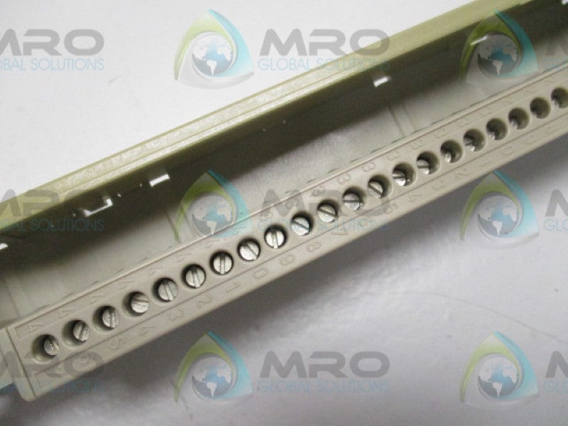 SIEMENS SIMATIC S5 6ES5490-7LB21 CONNECTOR WITH SCREW TERMINAL  NSMP