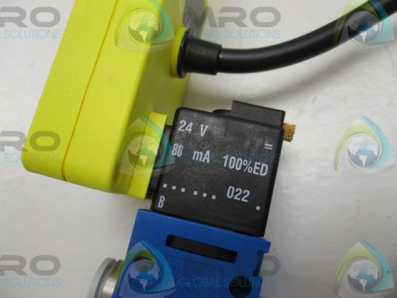 WENGLOR OPT104 REFLEX SENSOR FOR CONVEYOR  24V  NSMP