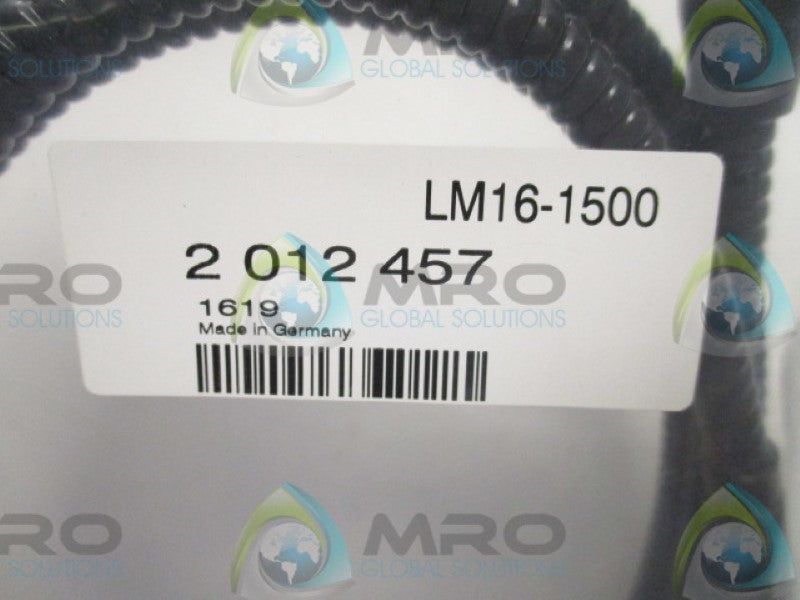SICK LM16-1500 RIGHT ANGLE PARALLEL LIGHT SPOT SENSOR  NSMP