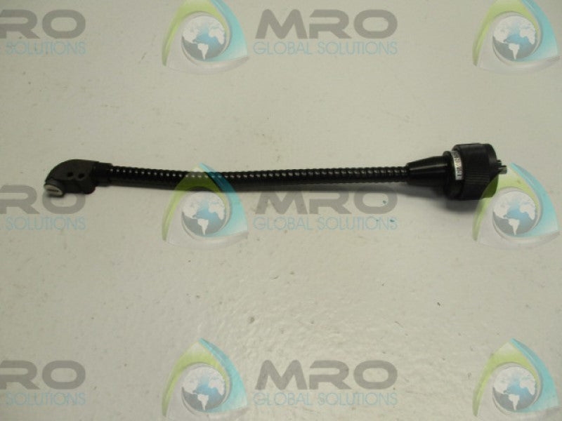 SICK LM16-200 RIGHT ANGLE PARALLEL LIGHT SPOT SENSOR  NSMP