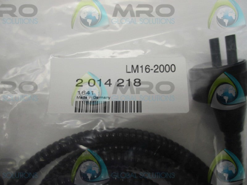 SICK LM16-2000 RIGHT ANGLE PARALLEL LIGHT SPOT SENSOR  NSMP