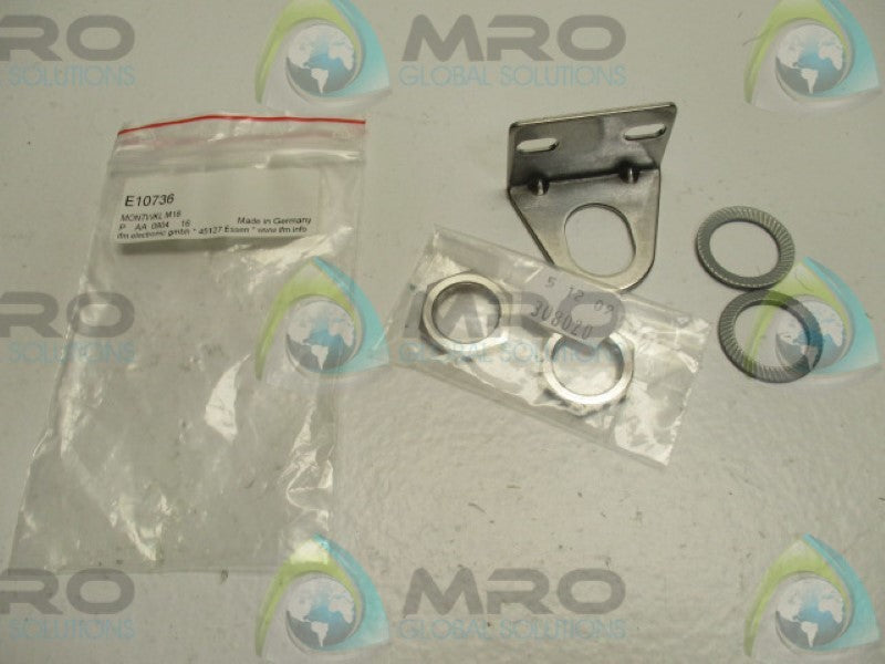 IFM EFECTOR E10736 ANGLED BRACKET  NSMP