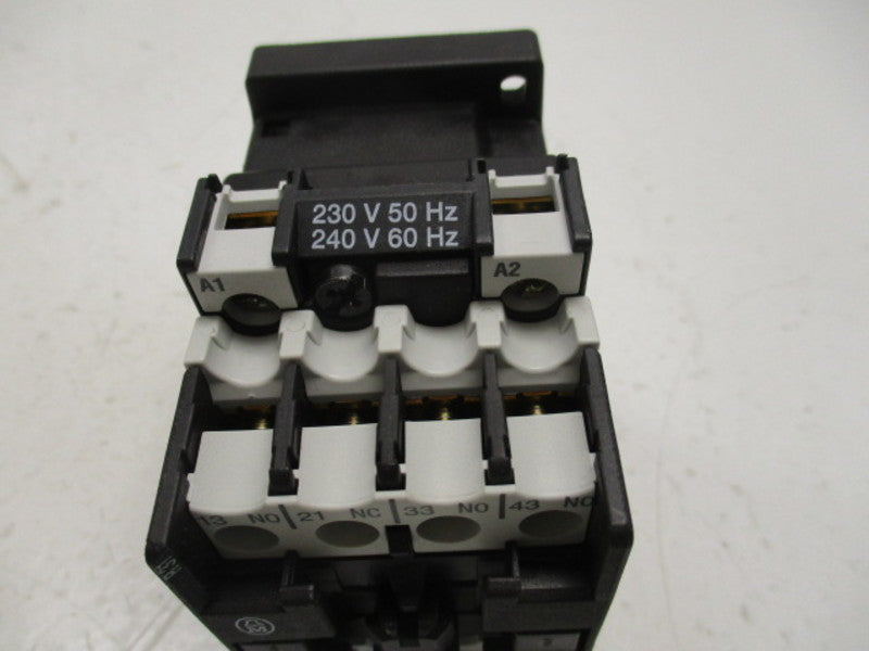 KLOCKNER MOELLER DILR31 CONTACTOR 230/240V  NSNP