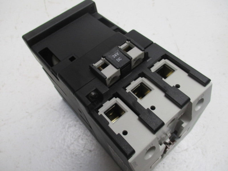 KLOCKNER MOELLER DIL2AM-G-24VDC CONTACTOR 24VDC  NSMP