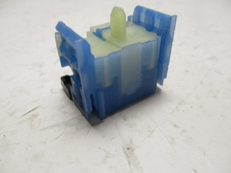 IDEC AR9B290 CONTACT BLOCK  UNMP