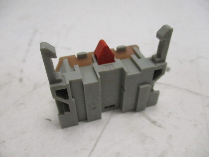 IDEC TW-C01 CONTACT BLOCK  UNMP