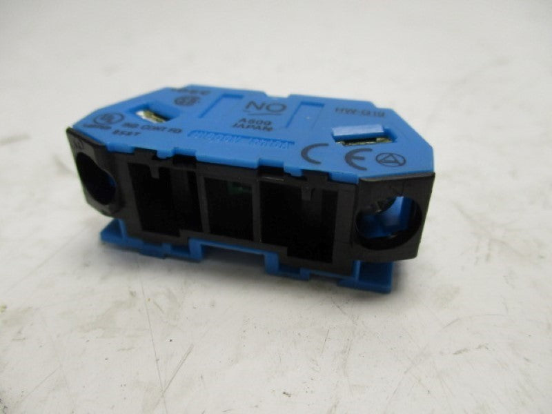 IDEC HW-G10 CONTACT BLOCK  UNMP