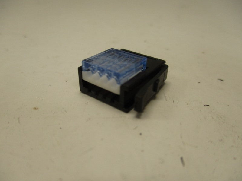 3M 37104-2165-000 BLUE PLUG  NSNP