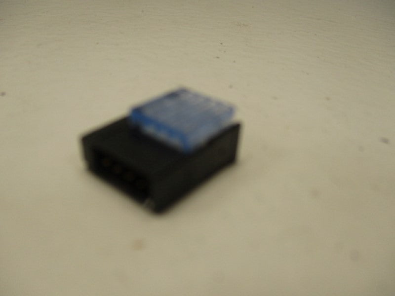 3M 37104-2165-000 BLUE PLUG  NSNP