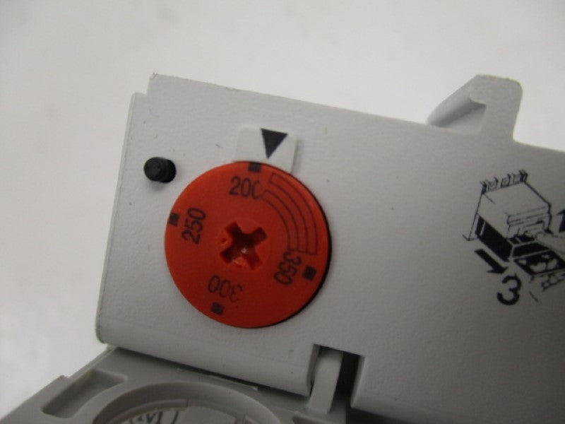 KLOCKNER MOELLER ZM-40-8-PKZ24 TERMINAL SHROUD  NSMP