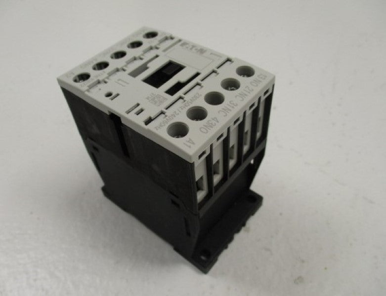 EATON DILA-22 CONTACTOR 230/240V  NSMP