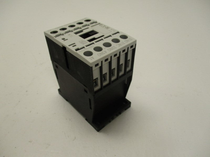EATON DILA-31 CONTACTOR 220V  NSMP