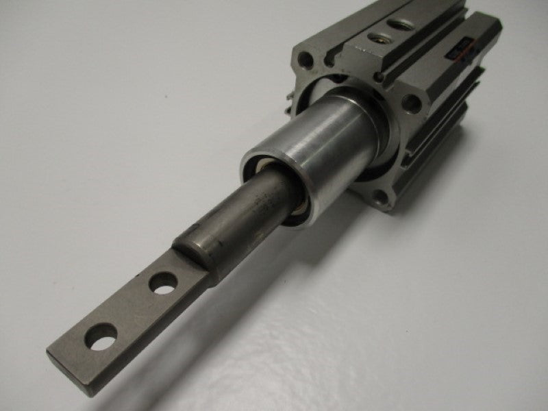 SMC MKA40-20RM ROTARY CLAMP CYLINDER  NSNP