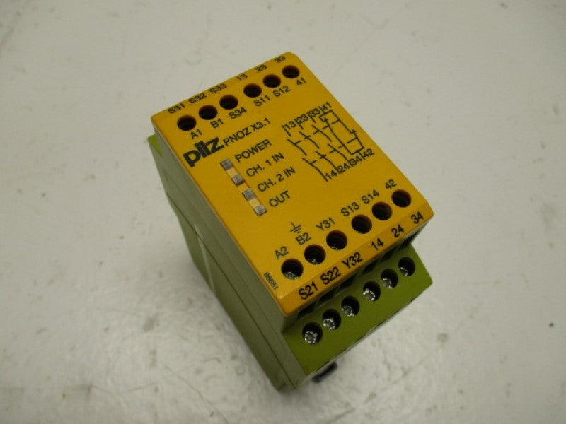 PILZ PNOZX3.1240VAC24VDC3N/O1N/C1SO UNMP