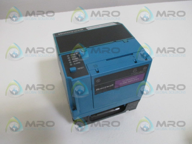 HONEYWELL RM7840E1016 FLAME AMPLIFIER BURNER CONTROLLER (AS PICTURED)  UNMP