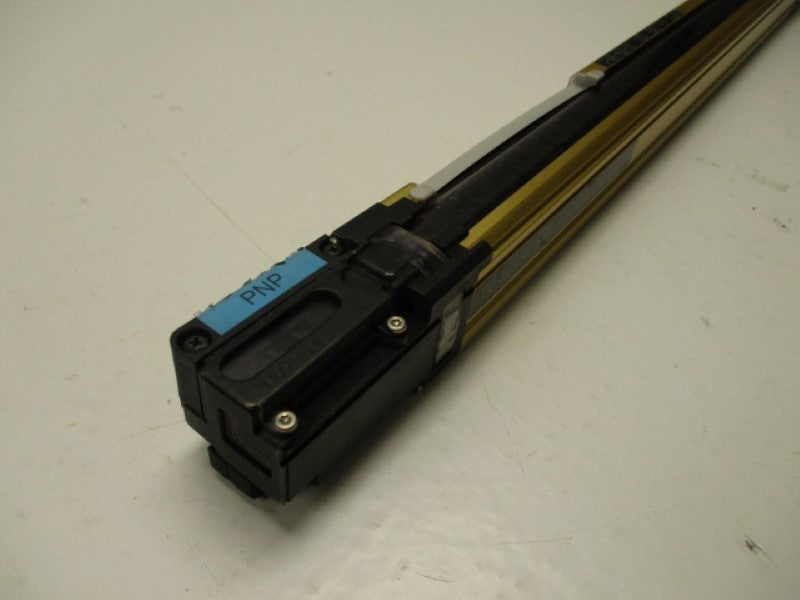 SUNX SF4B-H24-01 E<V2>  UNMP