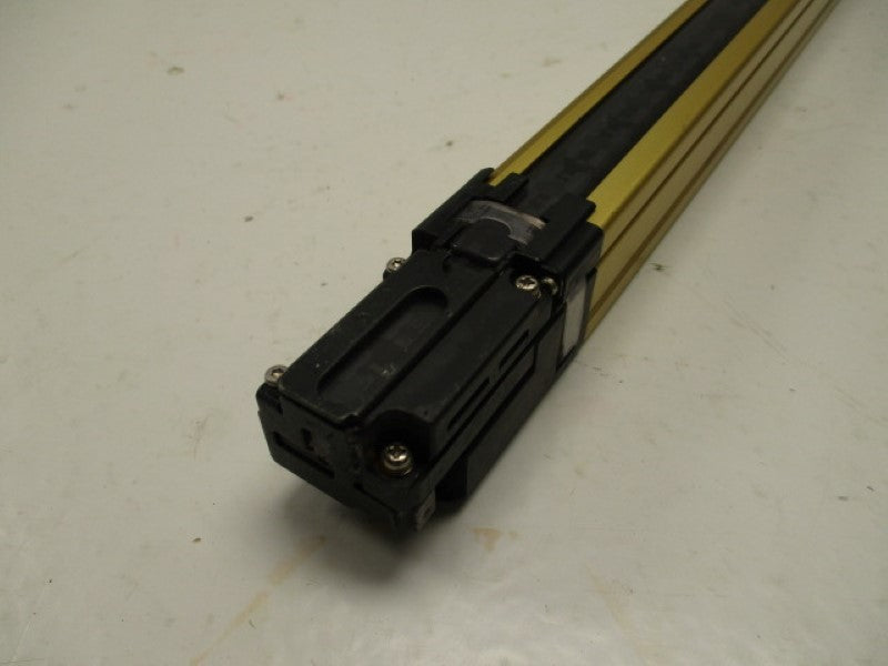 SUNX SF4B-H24-01-D  UNMP