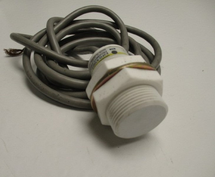 OMRON E2FQ-X10D1  UNMP