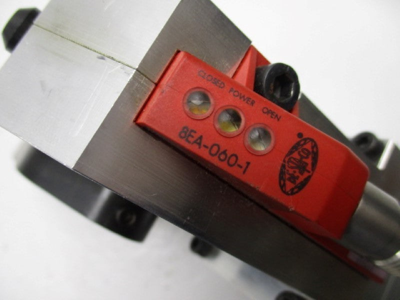 DESTACO 84G32-102B801  UNMP