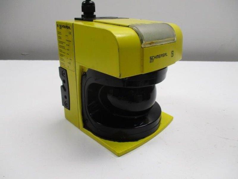 SCHNERSAL LSS300-1110  UNMP