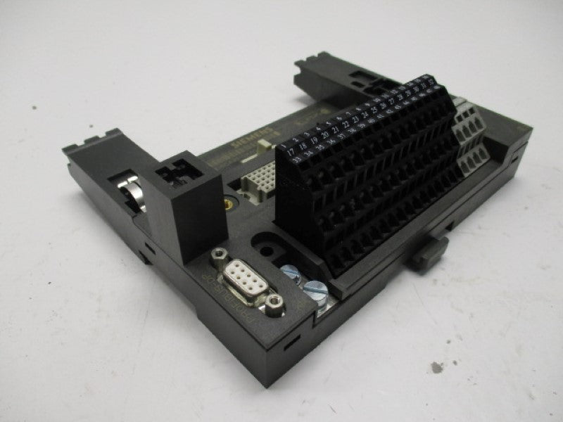 SIEMENS 6ES7193-0CA30-0XA0  UNMP