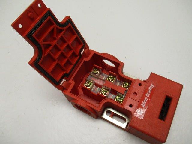 INDUSTRIAL SPARE PART 440K-T11088 SER. A (AS PICTURED)  NSNP