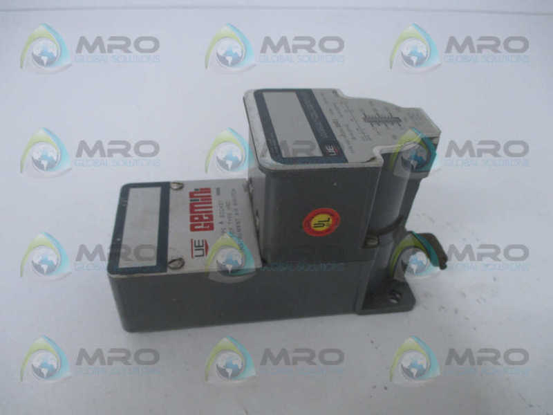 UNITED ELECTRIC H60-9883 PRESSURE SWITCH  UNMP