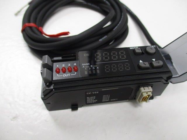 KEYENCE CZ-V22  NSNP