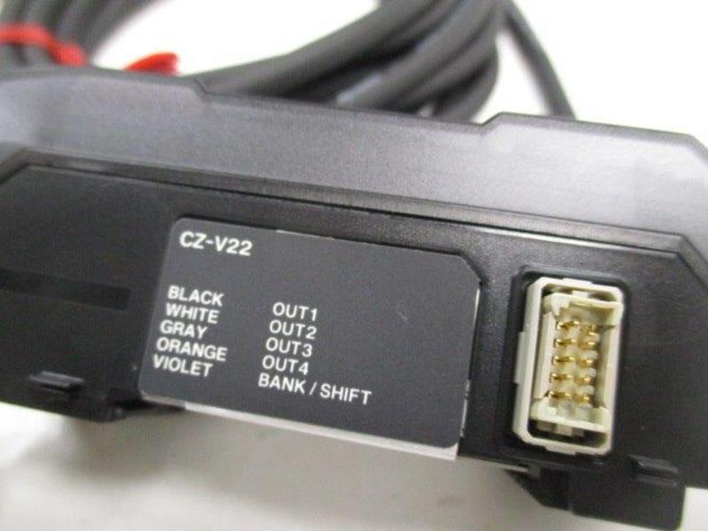 KEYENCE CZ-V22  NSNP