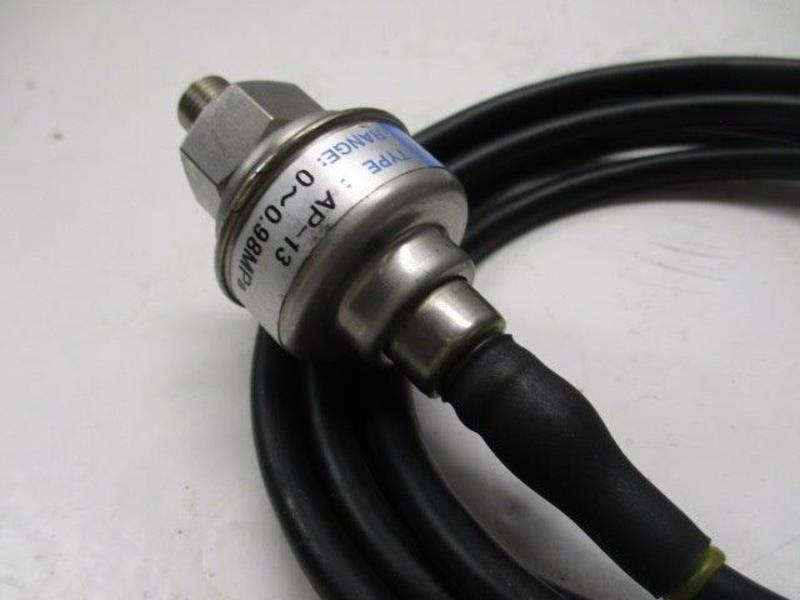 KEYENCE AP-13  UNMP