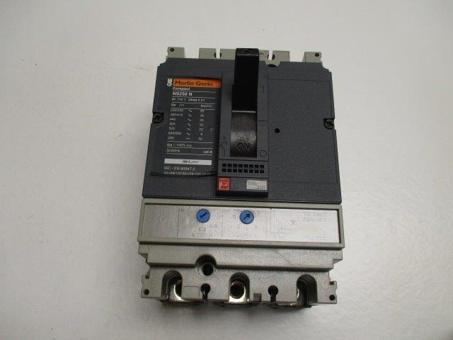 MERLIN GERIN 31630 CIRCUIT BREAKER 250A   NSMP