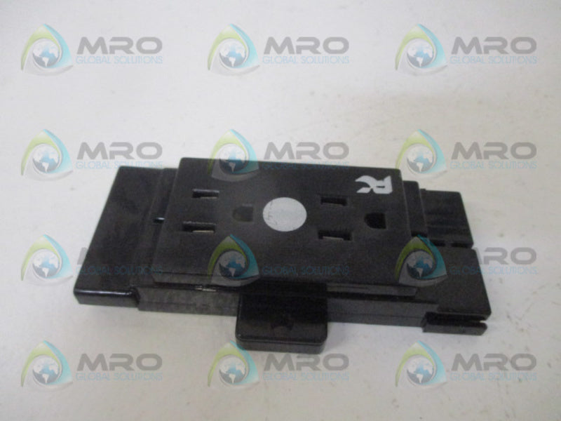 PANEL CONCEPTS I8N RECEPTACLE  NSNP