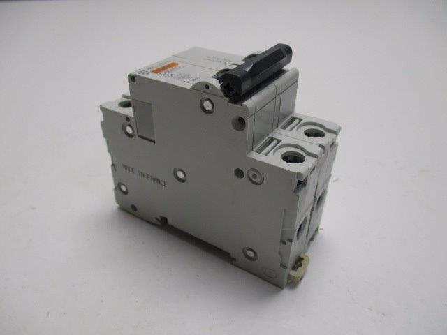 MERLIN GERIN 25653 CIRCUIT BREAKER 1A  NSNP