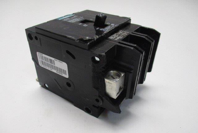 SIEMENS BQD320BP (AS PICTURED)  UNMP